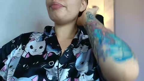 Snapshot of lisbet_21x chatting on September 24, 10:27 pm Lisbet online show from September 24, 10:27 pm