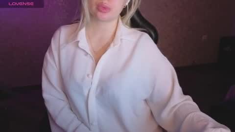 Anna online show from May 14, 12:42 am