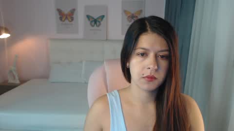 Snapshot of liss_black chatting on January 11, 12:29 pm Andrea online show from January 11, 12:29 pm