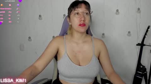 Snapshot of lissa_kim1 chatting on October 7, 9:38 am Lissa Kim online show from October 7, 9:38 am