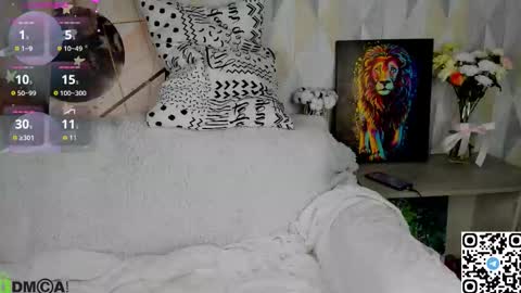 Snapshot of lissa_kitsune chatting on September 24, 8:21 am Lissa online show from September 24, 8:21 am