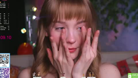 Snapshot of lissa_meooow chatting on October 9, 5:57 am your Liza again. Next stream Dec. 1 at 2 or 3 GMT online show from October 9, 5:57 am