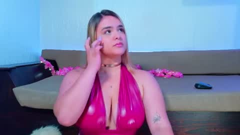 lissa_monroe_ online show from July 1, 4:48 pm