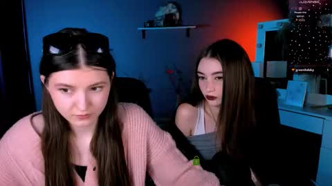 Snapshot of lissa_night chatting on September 29, 12:59 pm lissa_night online show from September 29, 12:59 pm
