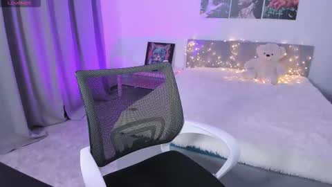 Snapshot of lissameoww chatting on September 23, 2:05 am lissameoww online show from September 23, 2:05 am