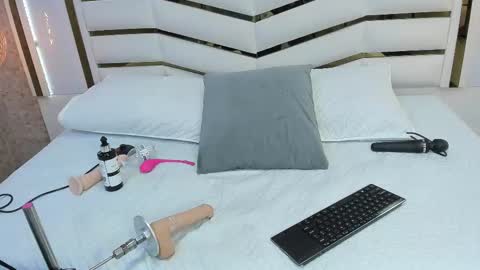 Snapshot of lisse_palmerr chatting on March 1, 1:21 am lisse_palmerr online show from March 1, 1:21 am
