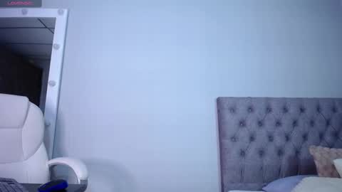 Snapshot of litle_lola chatting on March 7, 11:49 pm LOLA online show from March 7, 11:49 pm
