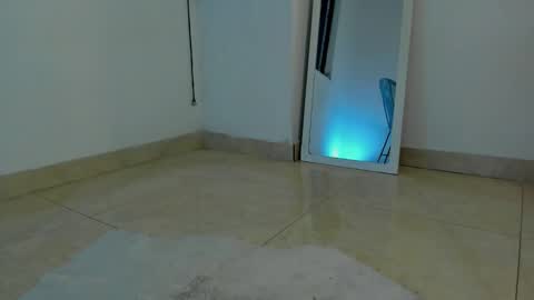 Snapshot of litlle_danni chatting on October 14, 11:08 pm Danni online show from October 14, 11:08 pm