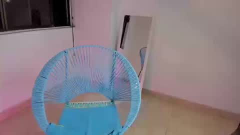 Snapshot of litlle_danni chatting on September 25, 1:34 am Danni online show from September 25, 1:34 am
