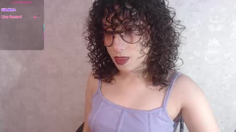 Snapshot of little__amy_ chatting on October 24, 12:33 am AMY online show from October 24, 12:33 am