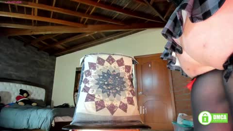 Izzi online show from February 26, 7:39 pm