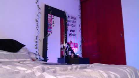 kayla  Instagram kayla 71082 online show from July 30, 11:27 pm