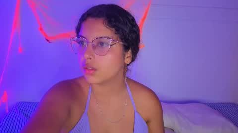 little_lilith_apple online show from November 1, 5:56 pm