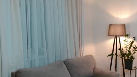 Nicole online show from February 18, 5:46 pm