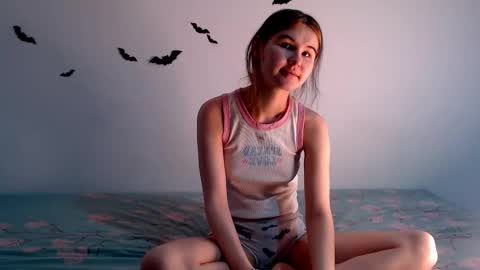 Alice.. online show from October 15, 12:47 am