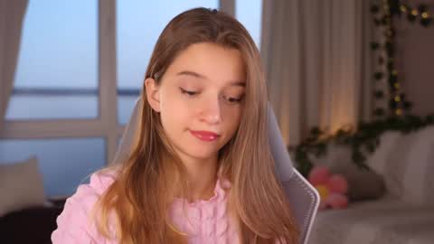 Snapshot of little_poetry chatting on September 16, 3:37 pm Kiki online show from September 16, 3:37 pm