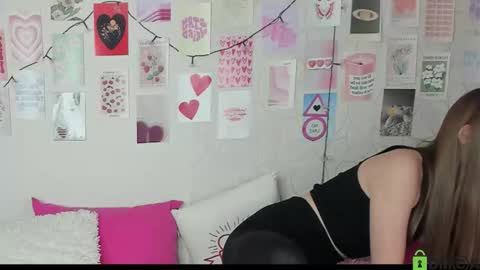 Kriss online show from November 16, 1:13 pm