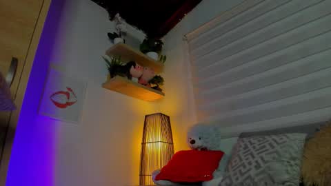 Eva online show from February 3, 7:07 pm