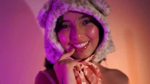 Im your little Velinda  online show from February 4, 7:07 pm