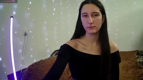 LittleAhWitch online show from January 7, 10:09 am