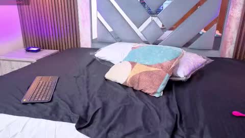 Sara online show from March 7, 11:32 am