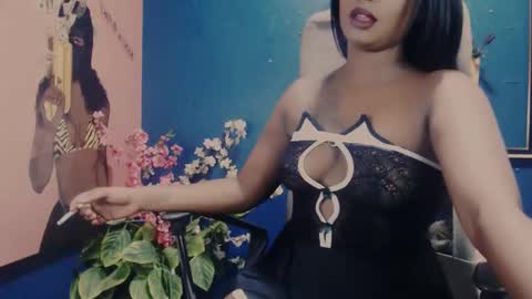 Snapshot of littleindianmilf chatting on October 3, 12:24 pm littleindianmilf online show from October 3, 12:24 pm