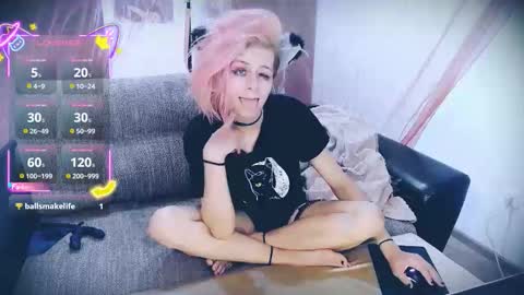 Snapshot of littlepinkcat chatting on September 18, 5:28 pm Felix online show from September 18, 5:28 pm
