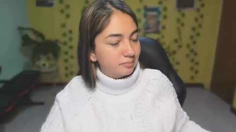 Mia  Wednesday to Sunday 730 am to 1030 am Colombian Hour D online show from April 9, 4:05 am