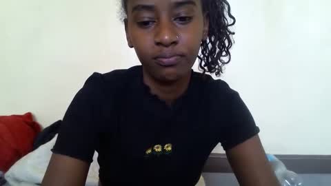 Snapshot of littlesandie chatting on September 29, 5:39 am littlesandie online show from September 29, 5:39 am