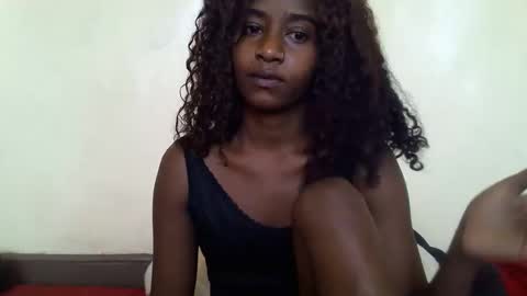 Snapshot of littlesandie chatting on September 23, 6:18 am littlesandie online show from September 23, 6:18 am