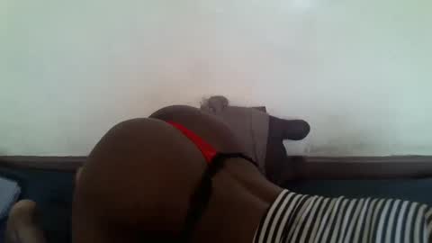 littlesandie online show from November 15, 7:21 am