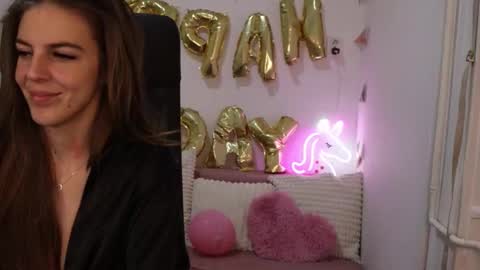 littlestellaspark online show from March 17, 5:40 pm