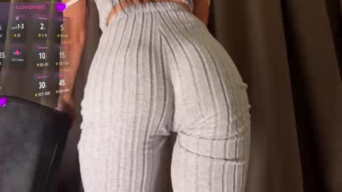 liuli_flower online show from February 7, 12:35 am