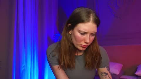 Snapshot of liv_fay chatting on October 2, 5:45 pm Liv 3 online show from October 2, 5:45 pm