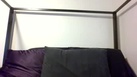 Snapshot of livmirage chatting on September 24, 7:20 pm Liv Mirage online show from September 24, 7:20 pm