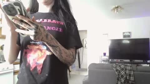 Snapshot of livmirage chatting on September 20, 7:39 pm Liv Mirage online show from September 20, 7:39 pm