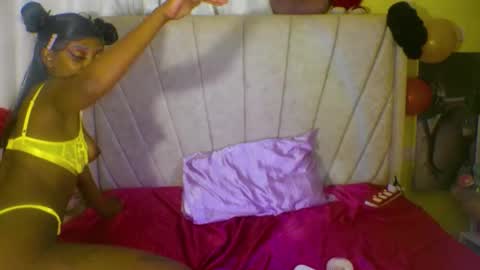 liyah online show from February 17, 4:17 pm