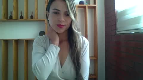 liz_28 online show from October 9, 3:50 pm