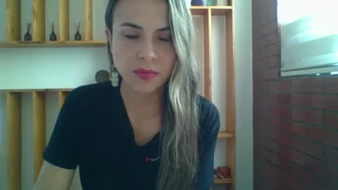 liz_28 online show from October 10, 4:13 pm