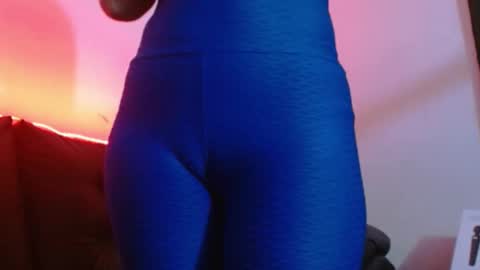 liz_fe online show from February 19, 9:36 pm