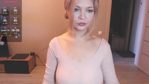 Snapshot of liza_wet chatting on October 17, 6:06 am Liza Wet online show from October 17, 6:06 am