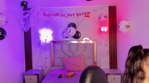 Snapshot of lizeth_salazar chatting on October 4, 12:03 pm lizeth_salazar online show from October 4, 12:03 pm
