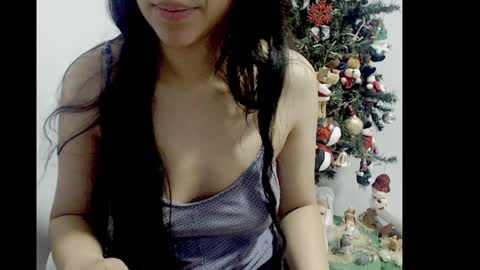 Snapshot of lizz1305 chatting on December 13, 3:21 pm lizz1305 online show from December 13, 3:21 pm