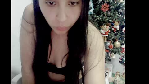 Snapshot of lizz1305 chatting on December 18, 3:55 pm lizz1305 online show from December 18, 3:55 pm