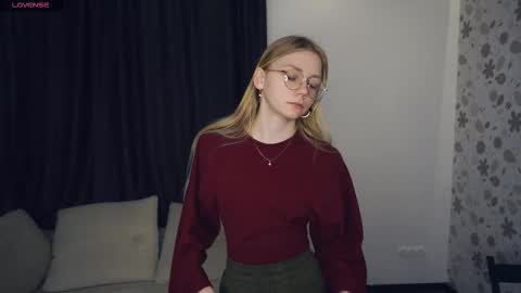 Megan online show from January 14, 5:32 pm