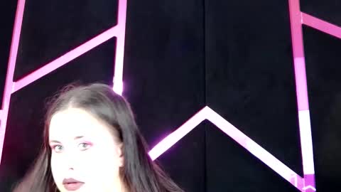 Lizzy online show from December 21, 7:26 am