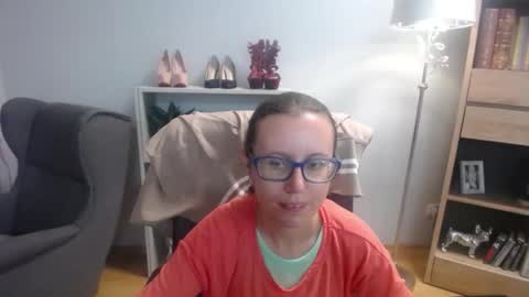 Lizzy online show from September 22, 4:27 am