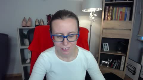 Lizzy online show from October 30, 6:25 am