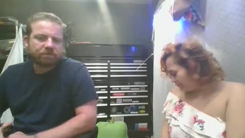 lizzyice8 online show from December 23, 1:56 am