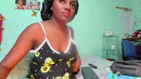 loaisisAdamss online show from September 29, 5:17 am